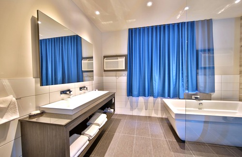 Laval Hotel | Eco-Friendly Hôtel Ô Laval with Spa & Family Amenities