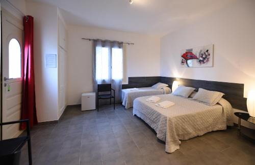 Ghisonaccia Hotel | Oceanfront Retreat at Hôtel A casa di Maria Cicilia