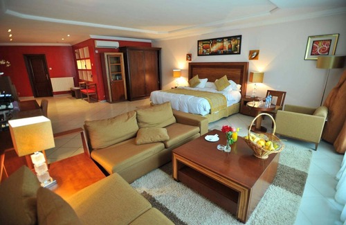 Algiers Hotel | Discover Hôtel Abbasside Palace - Palm Beach Awaits