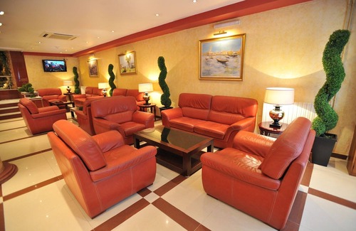 Algiers Hotel | Discover Hôtel Abbasside Palace - Palm Beach Awaits