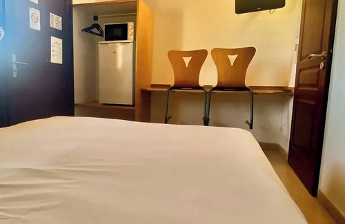 Argeles-sur-Mer Hotel | Eco-Friendly Hôtel Acajou with Spa & Breakfast Included