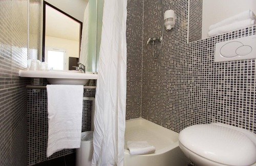 Agnetz Hotel | Comfortable AKENA Express Creil Clermont - Agnetz Awaits You