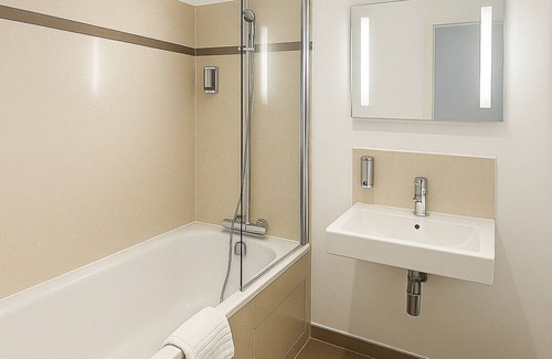 La Gare Hotel | Comfortable Hôtel Albert Elisabeth Near Gare SNCF