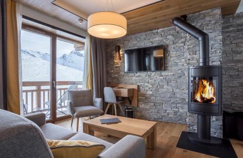 Les Eucherts Hotel | Relax at Hôtel Alparena & Spa - 4 Star Retreat