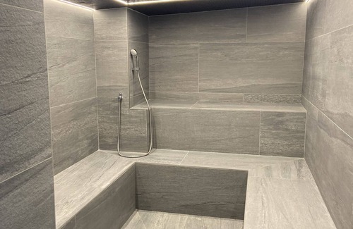 Les Gets Hotel | Hôtel Alpina: Guest Rated 9.4 with Spa and Pool Amenities