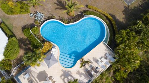 Saint-Francois Hotel | Oceanfront Hôtel Amaudo: 4-Star Stay with Pool & Views