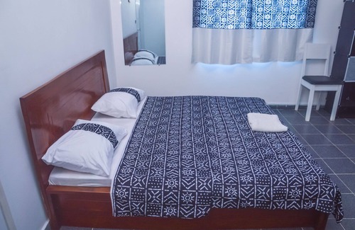 Littoral Department Hotel | Budget-Friendly Hôtel Amazone with Pool and Family Amenities