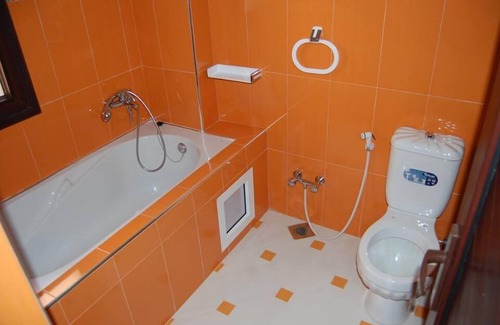 Tiznit Hotel | Eco-Friendly Hôtel Amoudou: Family Stay with Breakfast