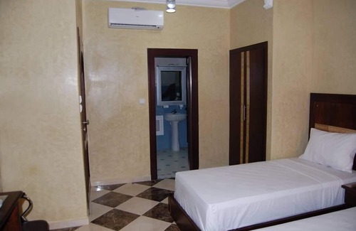 Tiznit Hotel | Eco-Friendly Hôtel Amoudou: Family Stay with Breakfast