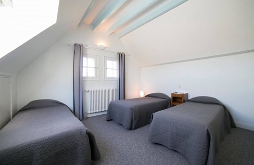 Carnac Hotel | Discover Hôtel An Ti Gwenn: Family-Friendly Getaway