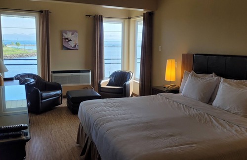 Carleton-sur-Mer Hotel | Relax at Hôtel Aquamer: Spa Retreat with Breakfast Included