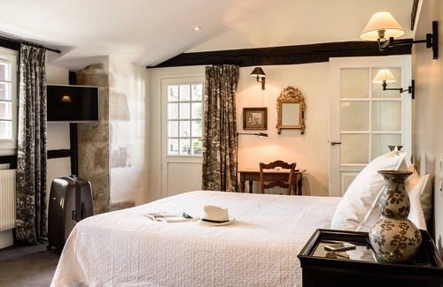 Sare Hotel | Discover Hôtel Arraya: 4-Star Stay with Spa & Dining