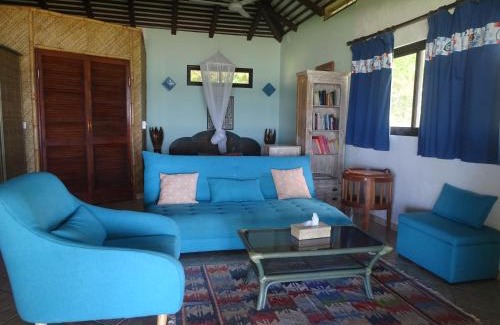 Opoa Hotel | Discover Hôtel Atiapiti: Oceanfront Escape with Top Amenities