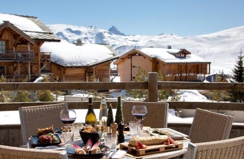 Cognet Hotel | Premier Stay at Hôtel Au Chamois d'Or – 5-Star Luxury Awaits