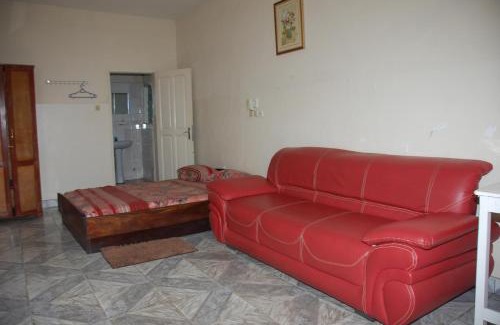 Littoral Department Hotel | Budget-Friendly Hôtel Ayélawadjè Cotonou with Breakfast