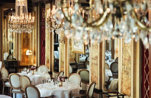 Champs-Elysees Hotel | Elegant Hôtel Barrière Fouquet's Paris - Rated 9.1/10