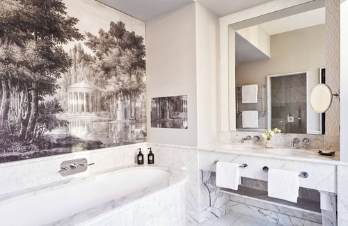Champs-Elysees Hotel | Indulge at Hôtel Barrière Fouquet's Paris - 5-Star Oasis