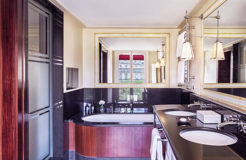 Champs-Elysees Hotel | Indulge at Hôtel Barrière Fouquet's Paris - 5-Star Oasis