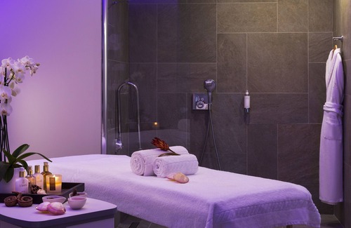 Saint-Arnoult Hotel | Experience Comfort at Hôtel Barrière L'Hôtel du Golf Deauville