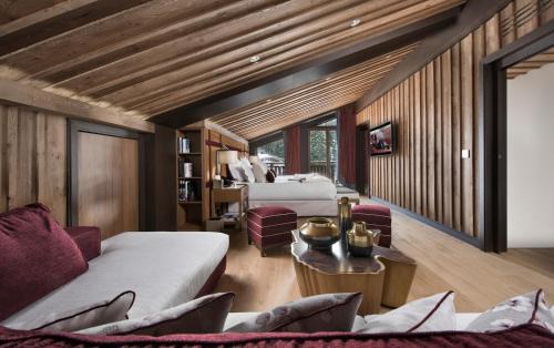 Courchevel Hotel | Discover Hôtel Barrière Les Neiges Courchevel - 5-Star Retreat