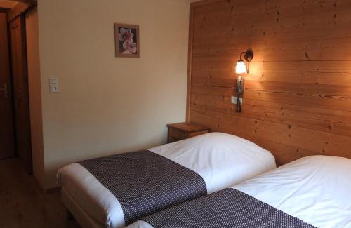 Chatel Hotel | Discover Hôtel Belalp: Family-Friendly with a Hot Tub