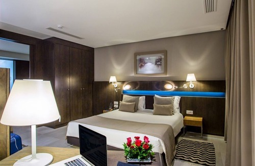 La Fayette Hotel | Experience Comfort at Hôtel Belvédère Fourati - Guest Rated 9.4
