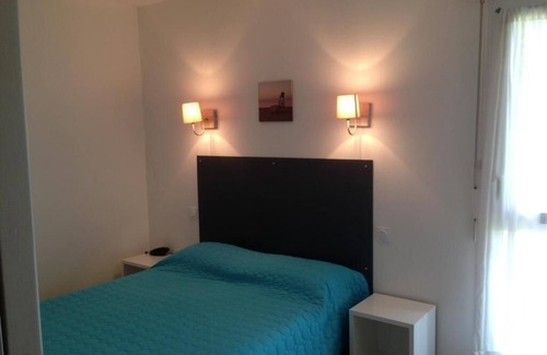 Saint-Peray Hotel | Experience Hôtel côté sud: 9/10 Guest Rated & Spa Access