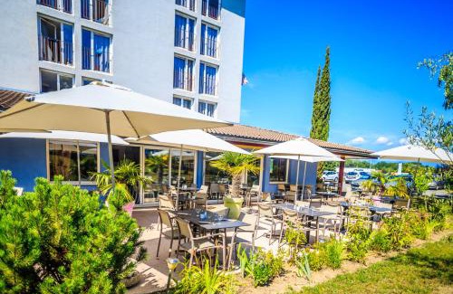 Thonon-les-Bains Hotel | Pet-Friendly Hôtel Côté Sud Léman with Ocean Views