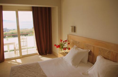 Ajaccio Hotel | Discover Hôtel Campo Dell'oro with Oceanfront Relaxation