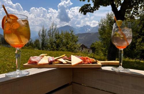 Saint-Francois-Longchamp Hotel | Experience L'Auberge Ensoleillée: Oceanfront Oasis Awaits