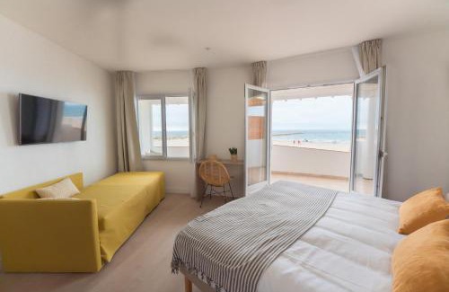 Saintes-Maries-de-la-Mer Hotel | Discover Oceanfront Comfort at Hôtel Casa Marina