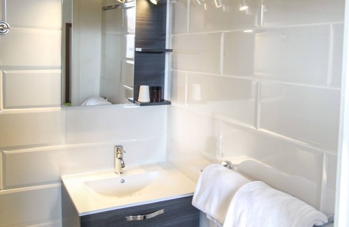 Saint-Etienne Hotel | Eco-Friendly Hôtel Croix Baragnon with Spa & Family Services