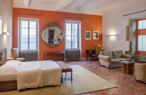 Caunes-Minervois Hotel | Discover Hôtel Restaurant d'Alibert: Pet-Friendly Retreat