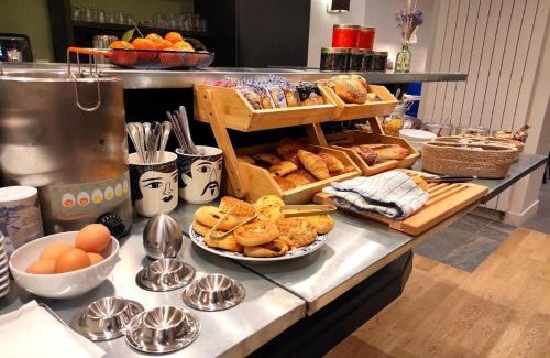 Saint-Louis Hotel | Family-Friendly Hôtel d'Angleterre with Great Accessibility