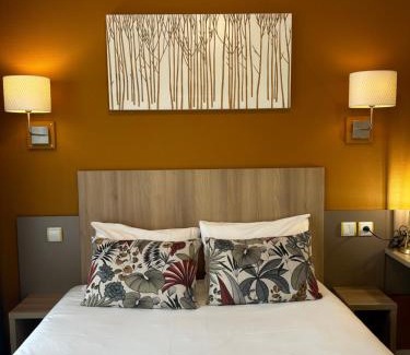 Saint-Jean Hotel | Cozy Hôtel de Caen with Family-Friendly Amenities