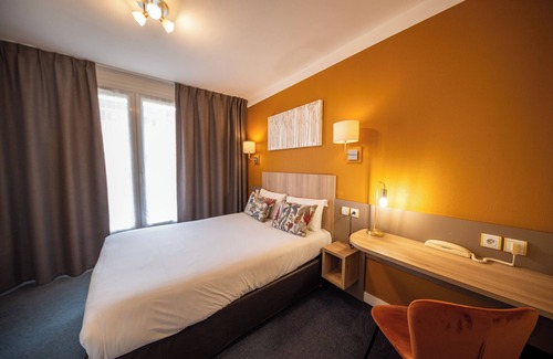 Saint-Jean Hotel | Discover Hôtel de Caen: Family-Friendly with Breakfast Included