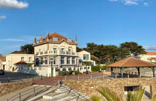 La Bernerie-en-Retz Hotel | Relax at Hôtel de charme & SPA Le Grand Large with Ocean Views