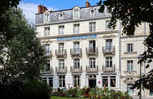 Blois Hotel | Pet-Friendly Hôtel De France Et De Guise - Family Retreat