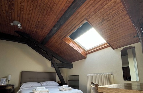 Thiviers Hotel | Discover Hôtel de France et de Russie: Rated 9.4/10 Stay