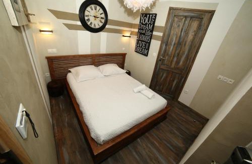 Lens Hotel | Discover Hôtel de France: Pet and Child Friendly Retreat