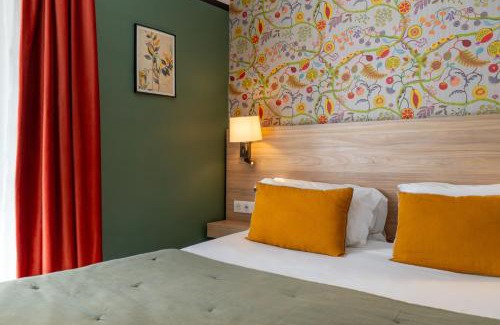 Nice City Centre Hotel | Discover Hôtel de France: Pet Friendly with Breakfast Options