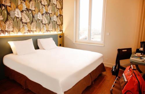 Vire Hotel | Pet-Friendly Hôtel de France Vire with Breakfast & Dining