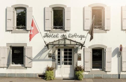 Nyon Hotel | Pet-Friendly Retreat at Hôtel de l'Ange - Family Enjoyment