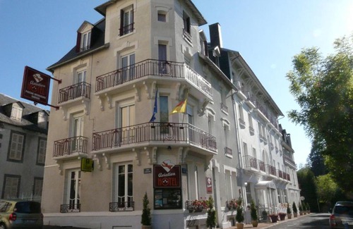 La Bourboule Hotel | Pet-Friendly Getaway at Hôtel de l'Aviation with Pool Access