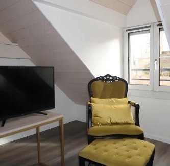 Neuchatel Hotel | Pet-Friendly Retreat at Hôtel de l'Ecluse - Rated 8.2/10