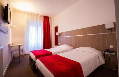 Quartier Hyper-Centre Hotel | Cozy Hôtel de l'Europe Grenoble with Breakfast Included