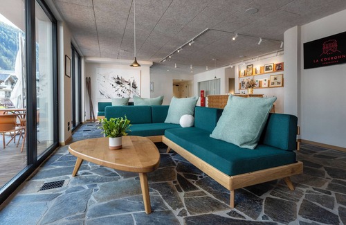 Argentiere Hotel | Experience Comfort at Hôtel de la Couronne – Rated 9/10
