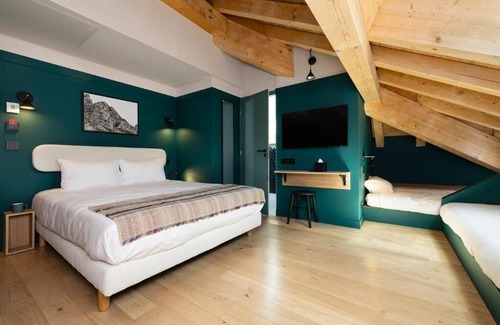 Argentiere Hotel | Experience Comfort at Hôtel de la Couronne – Rated 9/10