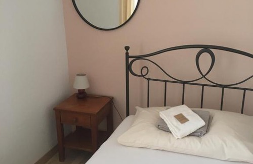 Yvonand Hotel | Pet-Friendly Hôtel de la Gare with Restaurant and Breakfast