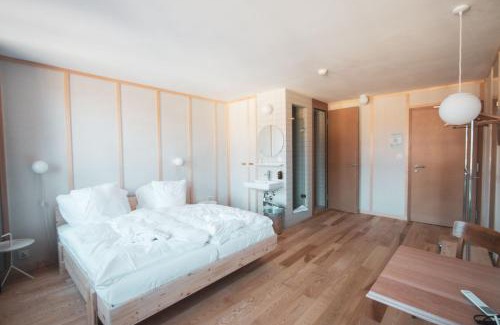 Les Ponts-de-Martel Hotel | Hôtel de la Maison de la Tourbière